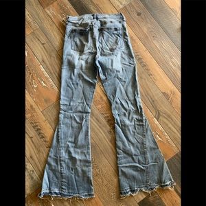 Super cute Kendall and Kylie Jeans!